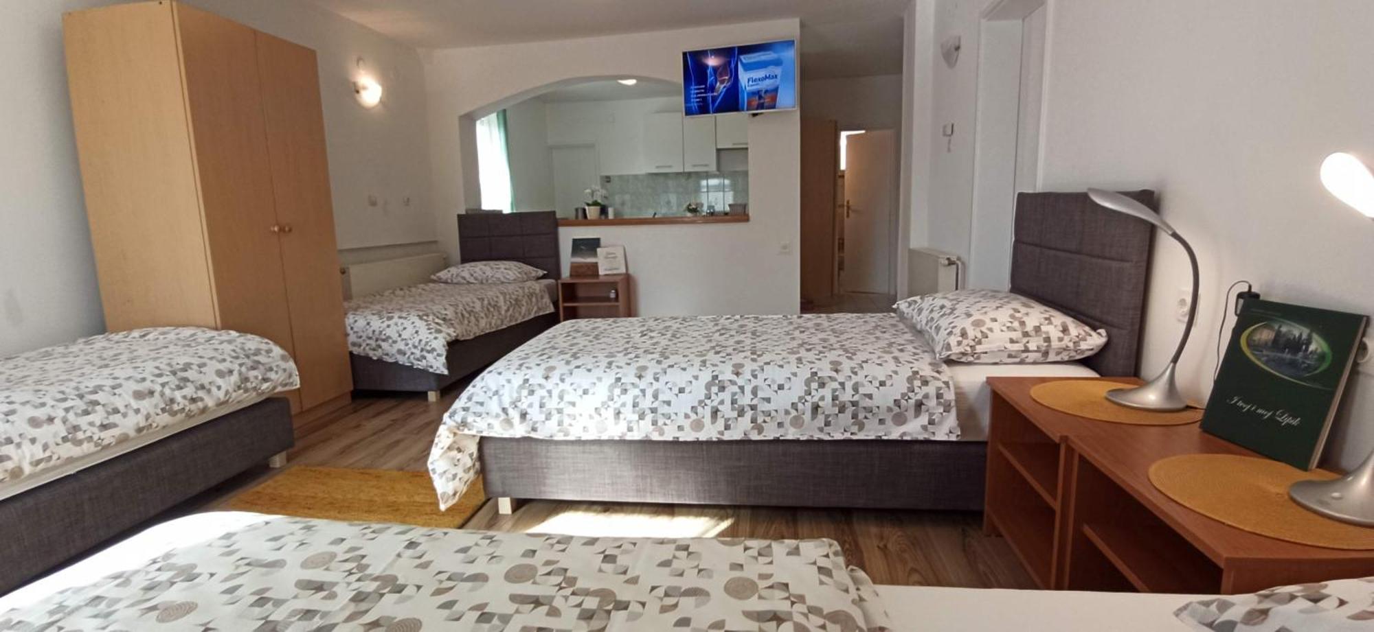 Studio Apartmani Ok Lipik ภายนอก รูปภาพ